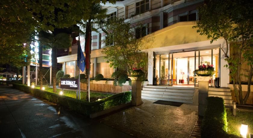 Diplomat Hotel & Spa Тирана Экстерьер фото